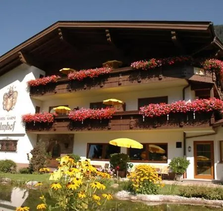 Hotel-garni Almhof Konukevi